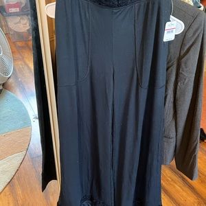 Free people lounge pants NWT black small